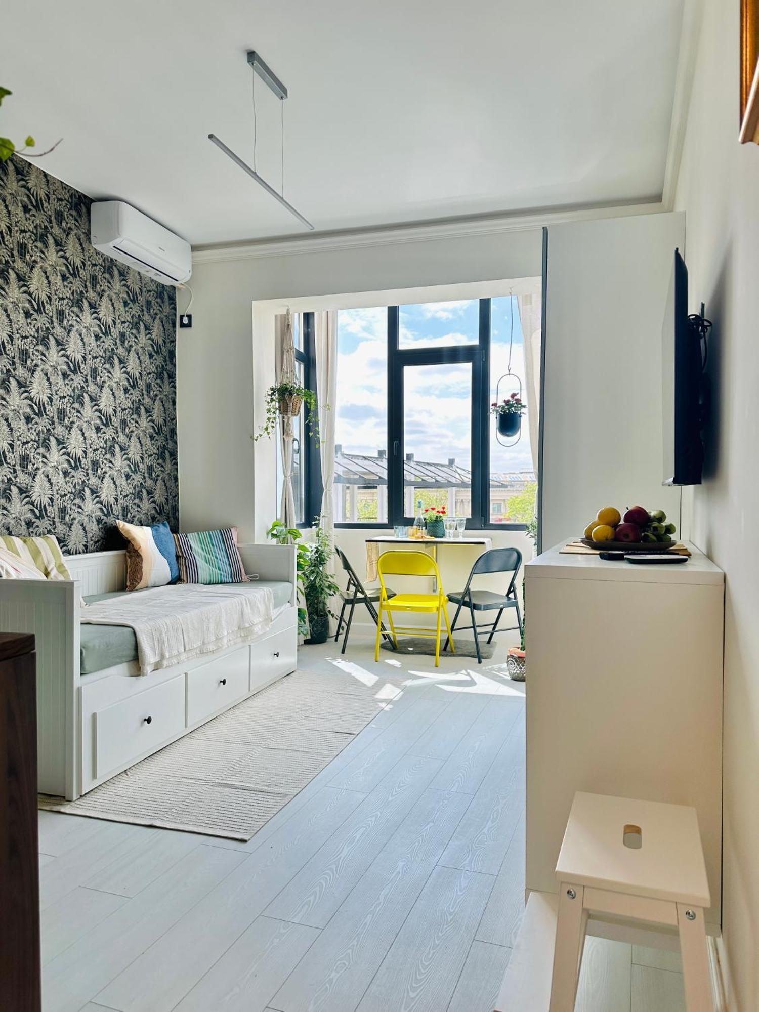 Harmony - Elegant Escape Near Ateneu Appartamento *